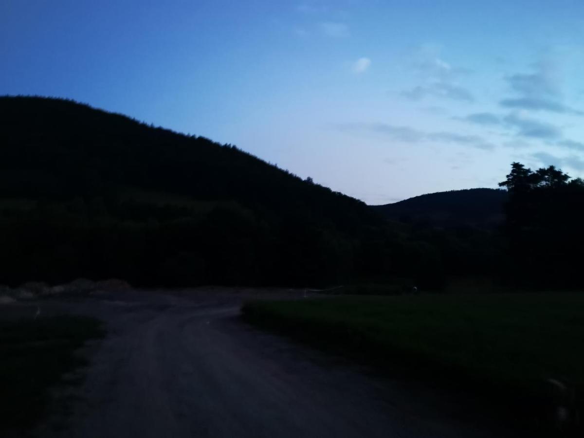 Domek Nasze Miejsce Lomnica  Zewnętrze zdjęcie